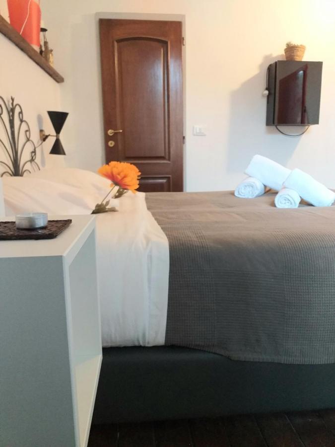 Suite Via Faenza Florence Exterior photo